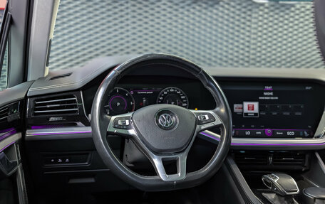 Volkswagen Touareg III, 2018 год, 3 700 000 рублей, 27 фотография