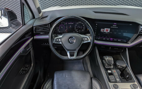 Volkswagen Touareg III, 2018 год, 3 700 000 рублей, 25 фотография