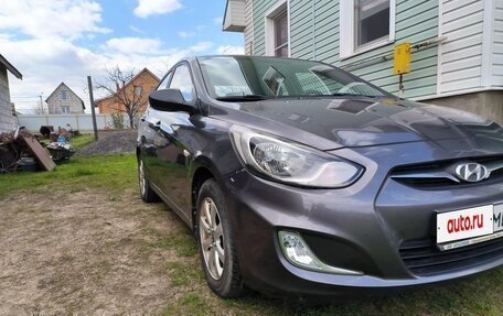 Hyundai Solaris II рестайлинг, 2013 год, 950 000 рублей, 3 фотография