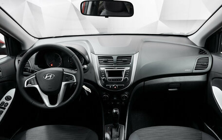 Hyundai Solaris II рестайлинг, 2016 год, 1 190 000 рублей, 2 фотография