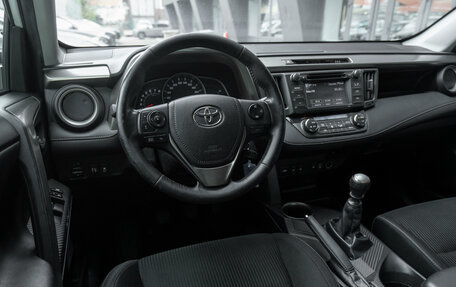 Toyota RAV4, 2013 год, 1 580 000 рублей, 7 фотография