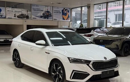 Skoda Octavia IV, 2022 год, 1 970 000 рублей, 2 фотография