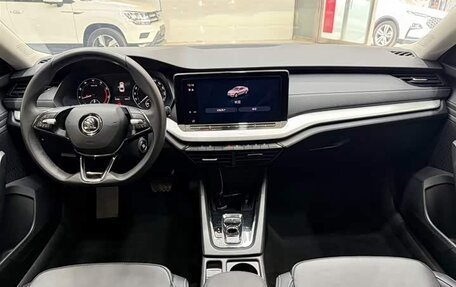 Skoda Octavia IV, 2022 год, 1 970 000 рублей, 10 фотография