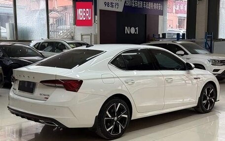Skoda Octavia IV, 2022 год, 1 970 000 рублей, 3 фотография