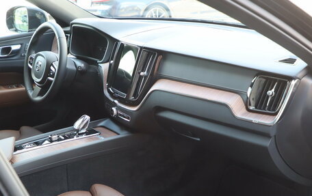 Volvo XC60 II, 2024 год, 5 500 000 рублей, 19 фотография