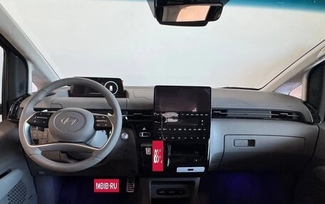 Hyundai Staria, 2025 год, 10 600 000 рублей, 14 фотография