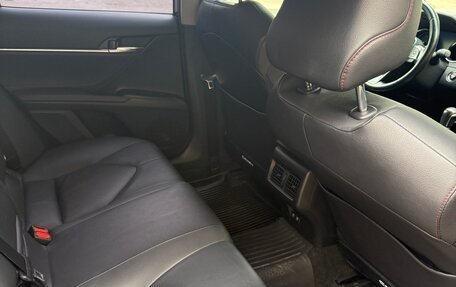 Toyota Camry, 2022 год, 4 300 000 рублей, 8 фотография