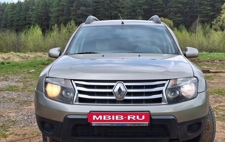 Renault Duster I рестайлинг, 2013 год, 760 000 рублей, 2 фотография