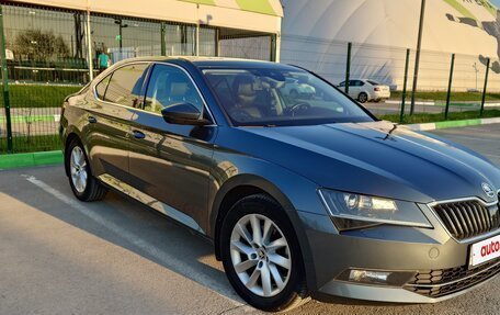 Skoda Superb III рестайлинг, 2018 год, 3 000 000 рублей, 3 фотография