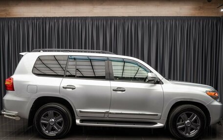 Toyota Land Cruiser 200, 2014 год, 3 749 000 рублей, 3 фотография