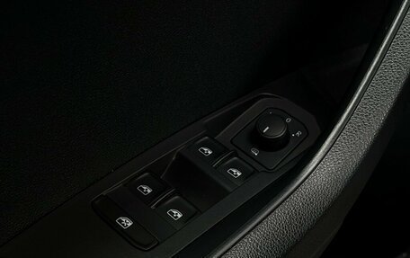Skoda Karoq I, 2021 год, 2 550 600 рублей, 18 фотография