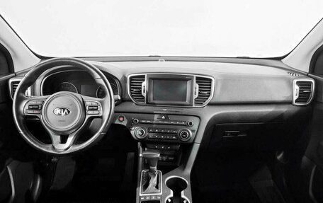 KIA Sportage IV рестайлинг, 2017 год, 2 150 000 рублей, 5 фотография