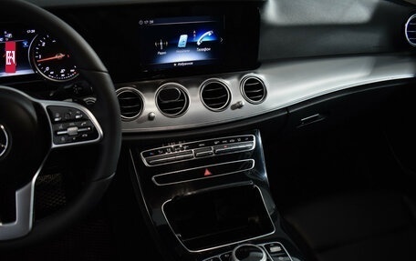 Mercedes-Benz E-Класс, 2020 год, 2 643 531 рублей, 14 фотография