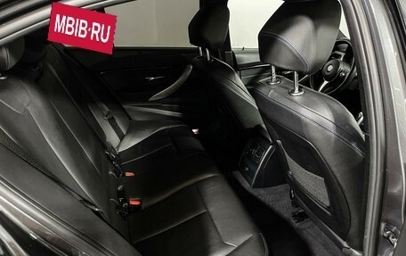 BMW 3 серия, 2018 год, 3 000 000 рублей, 14 фотография