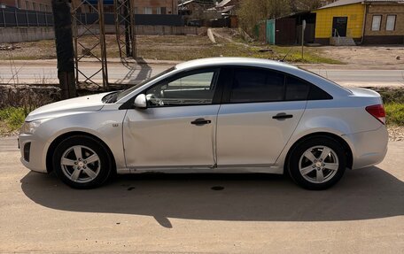 Chevrolet Cruze II, 2013 год, 550 000 рублей, 4 фотография