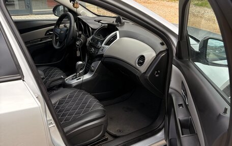Chevrolet Cruze II, 2013 год, 550 000 рублей, 9 фотография