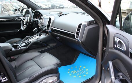Porsche Cayenne III, 2018 год, 4 599 000 рублей, 8 фотография