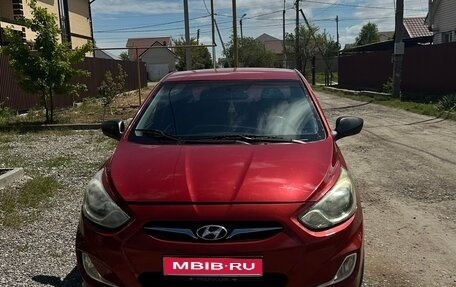 Hyundai Solaris II рестайлинг, 2011 год, 750 000 рублей, 1 фотография