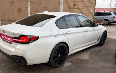 BMW 5 серия, 2021 год, 4 300 000 рублей, 3 фотография