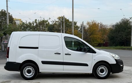 Peugeot Partner, 2021 год, 1 500 000 рублей, 10 фотография