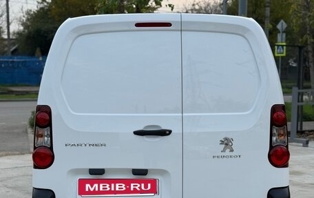 Peugeot Partner, 2021 год, 1 500 000 рублей, 8 фотография