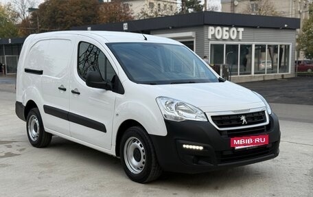 Peugeot Partner, 2021 год, 1 500 000 рублей, 11 фотография