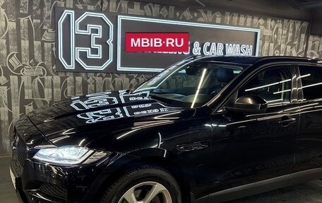 Jaguar F-Pace, 2017 год, 2 750 000 рублей, 3 фотография