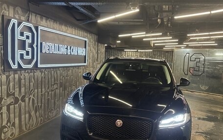 Jaguar F-Pace, 2017 год, 2 750 000 рублей, 5 фотография