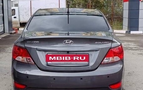 Hyundai Solaris II рестайлинг, 2011 год, 750 000 рублей, 4 фотография