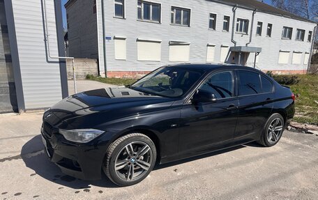 BMW 3 серия, 2014 год, 2 100 000 рублей, 2 фотография