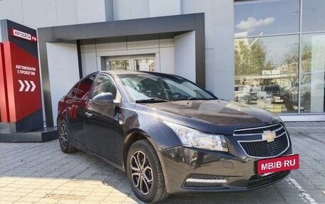 Chevrolet Cruze II, 2010 год, 597 400 рублей, 5 фотография