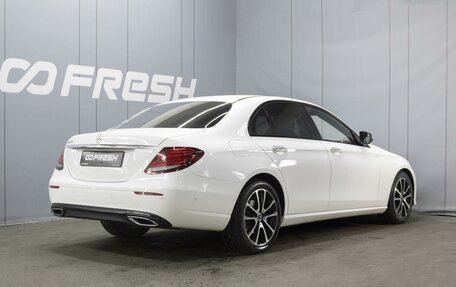 Mercedes-Benz E-Класс, 2020 год, 3 900 000 рублей, 2 фотография