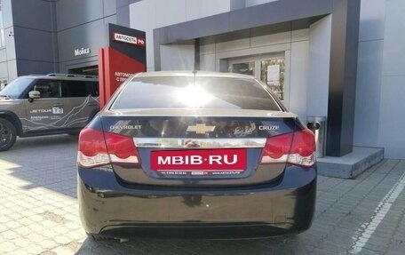 Chevrolet Cruze II, 2010 год, 597 400 рублей, 17 фотография