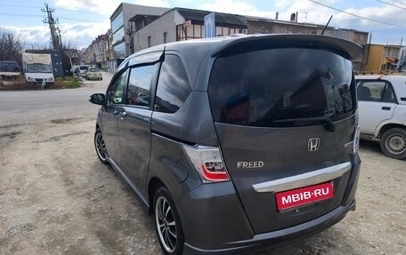 Honda Freed I, 2012 год, 1 100 000 рублей, 6 фотография