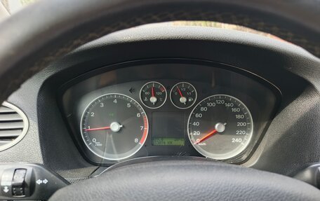 Ford Focus II рестайлинг, 2006 год, 320 000 рублей, 15 фотография