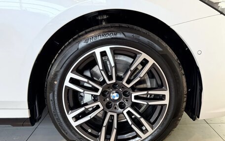 BMW 5 серия, 2025 год, 8 200 000 рублей, 9 фотография