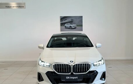 BMW 5 серия, 2025 год, 8 200 000 рублей, 2 фотография
