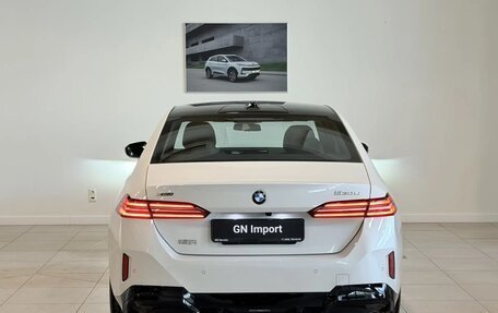 BMW 5 серия, 2025 год, 8 200 000 рублей, 8 фотография