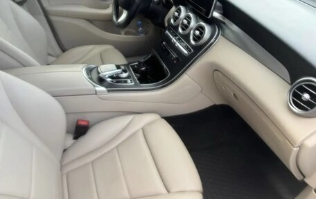 Mercedes-Benz GLC, 2019 год, 3 850 000 рублей, 22 фотография
