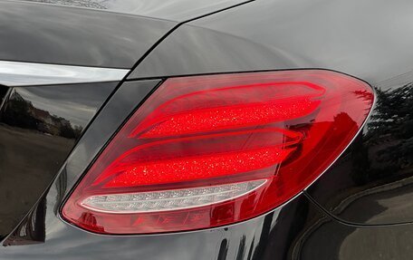 Mercedes-Benz E-Класс, 2018 год, 2 750 000 рублей, 13 фотография