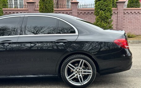 Mercedes-Benz E-Класс, 2018 год, 2 750 000 рублей, 11 фотография