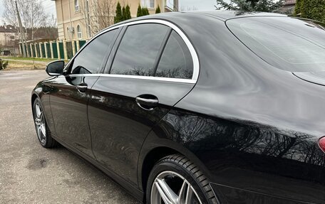 Mercedes-Benz E-Класс, 2018 год, 2 750 000 рублей, 17 фотография