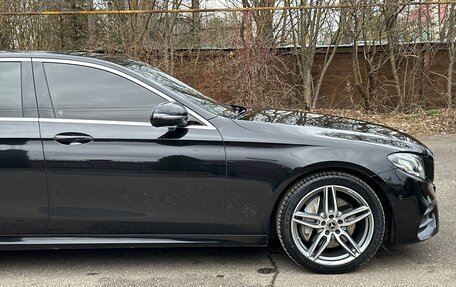 Mercedes-Benz E-Класс, 2018 год, 2 750 000 рублей, 15 фотография