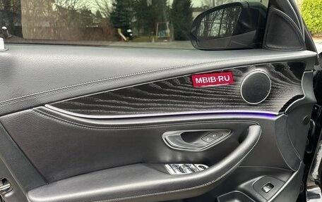 Mercedes-Benz E-Класс, 2018 год, 2 750 000 рублей, 21 фотография