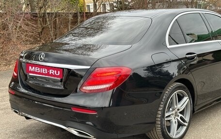 Mercedes-Benz E-Класс, 2018 год, 2 750 000 рублей, 12 фотография