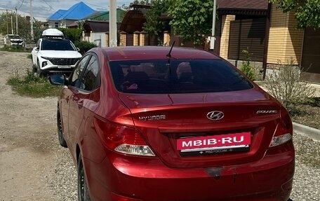 Hyundai Solaris II рестайлинг, 2011 год, 750 000 рублей, 4 фотография