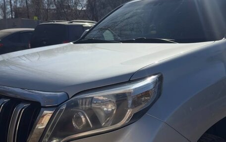 Toyota Land Cruiser Prado 150 рестайлинг 2, 2015 год, 3 900 000 рублей, 8 фотография