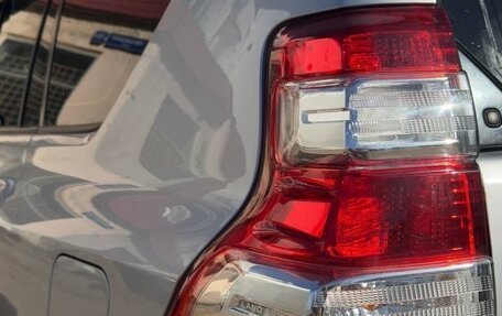 Toyota Land Cruiser Prado 150 рестайлинг 2, 2015 год, 3 900 000 рублей, 7 фотография
