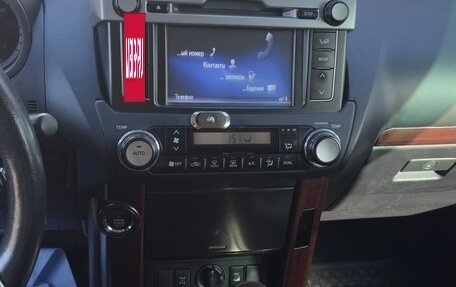 Toyota Land Cruiser Prado 150 рестайлинг 2, 2015 год, 3 900 000 рублей, 22 фотография