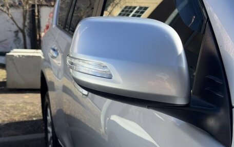Toyota Land Cruiser Prado 150 рестайлинг 2, 2015 год, 3 900 000 рублей, 31 фотография